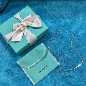 Tiffany smile T pendant